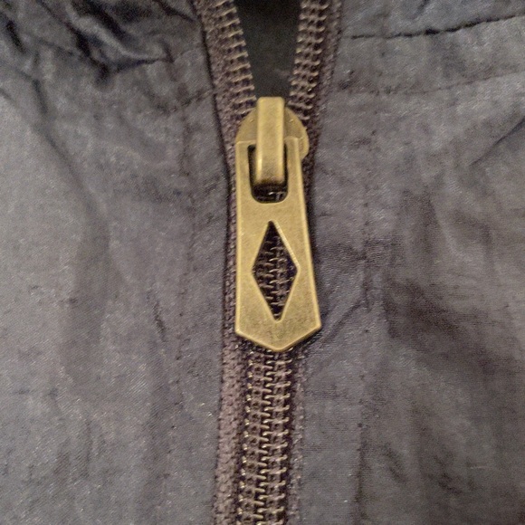 Vintage Umbro Navy Blue and Pink Track Jacket - Picture 9 of 10